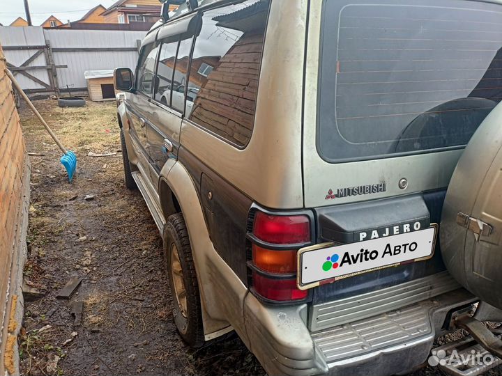 Mitsubishi Pajero 2.8 AT, 1997, 285 000 км