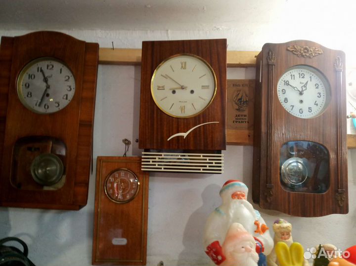 СССР часы настенные механ. маятник кварц Янтарь