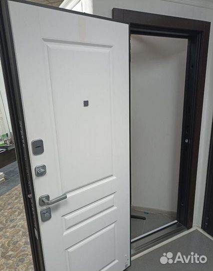 Входная дверь с бесплатной доставкой
