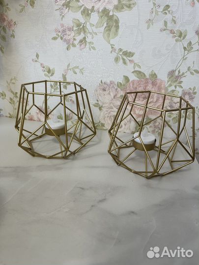 Подсвечник золотой