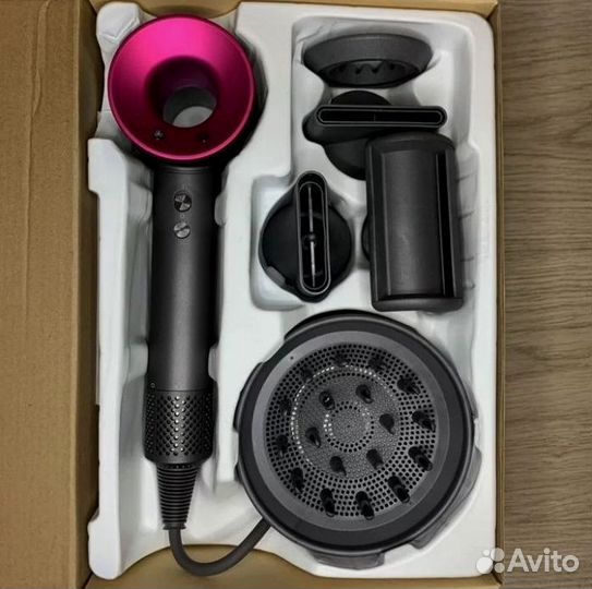 Фен Dyson Supersonic HD08