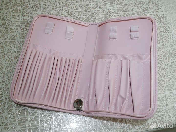 Пенал для кистей