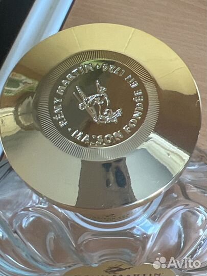 Бутылка от элитного алкоголя Remy Martin XO