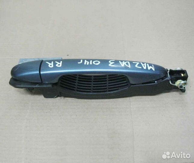Ручка двери задней прав. наруж. Mazda 3