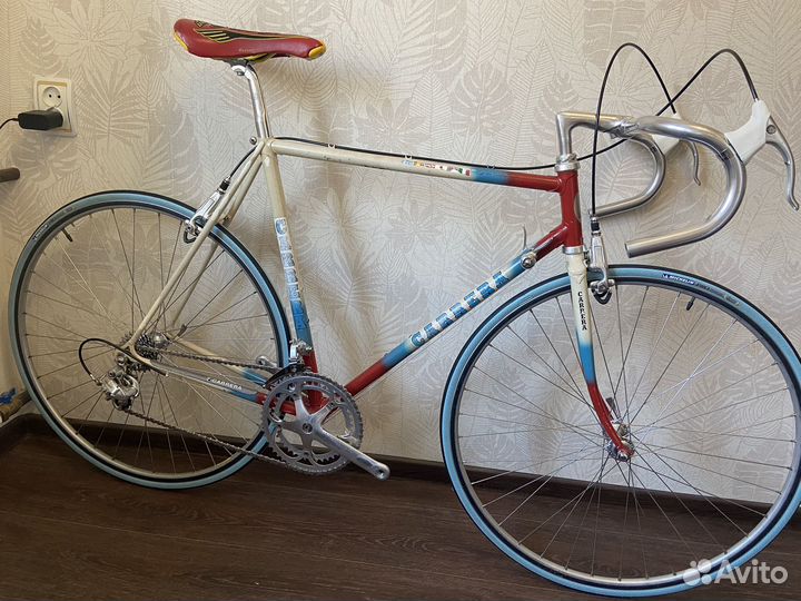 Велосипед шоссейный Carrera