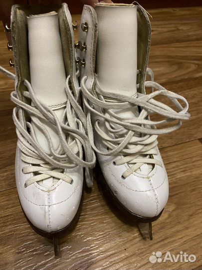 Коньки фигурные