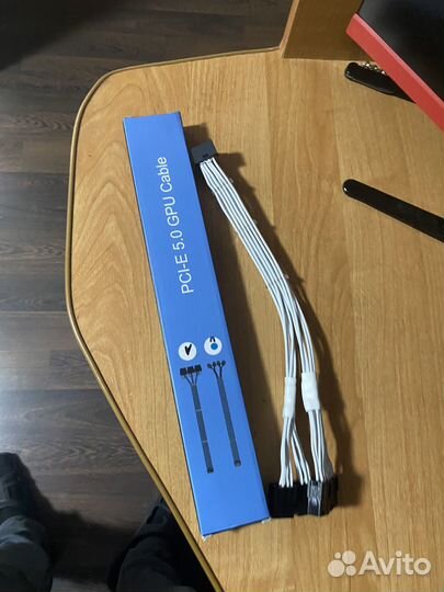 12vhpwr кабель угловой белый в оплетке для 4090