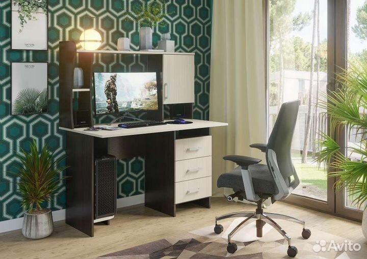 Компьютерный стол