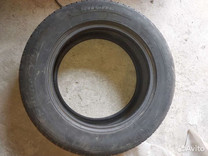 Michelin Primacy HP 215/60 R16 V