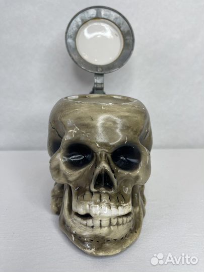 Немецкая пивная кружка-череп