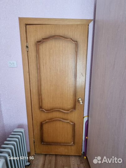 Дверь межкомнатная с коробкой бу