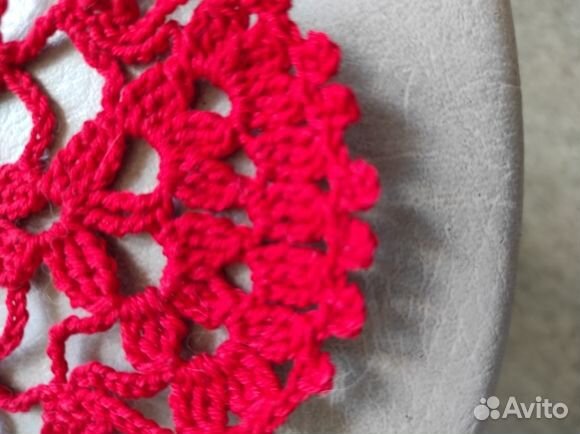 Салфетка вязаная ручной работы 30см