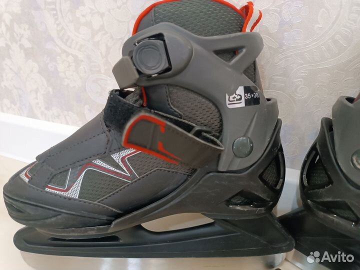 Коньки размер 35-38