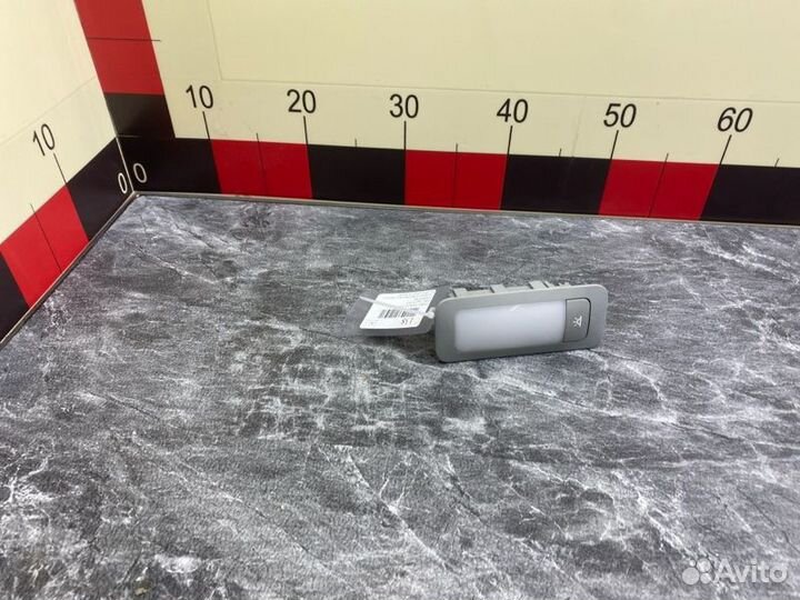 Плафон подсветки салона задний Chery Tiggo 8 2020