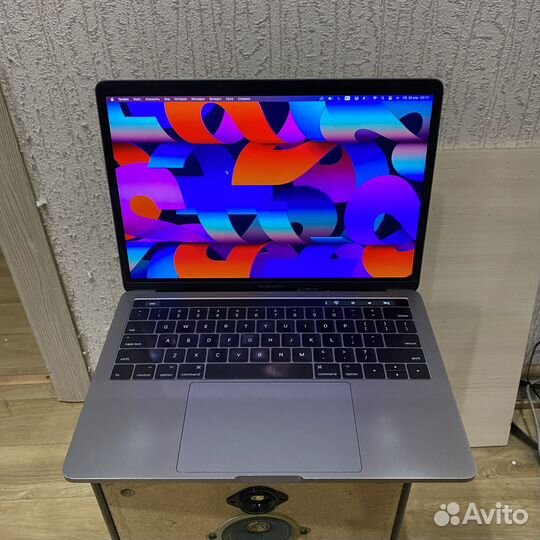 Apple macbook pro 13 2017 TouchBar