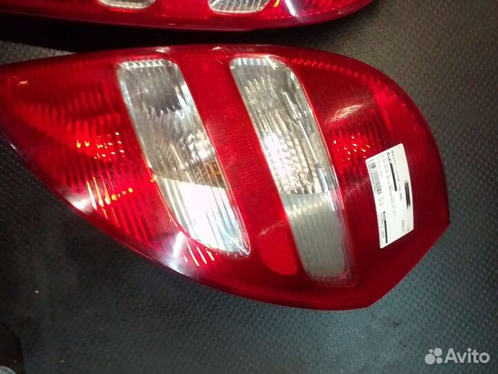 Фонарь задний Mercedes w169