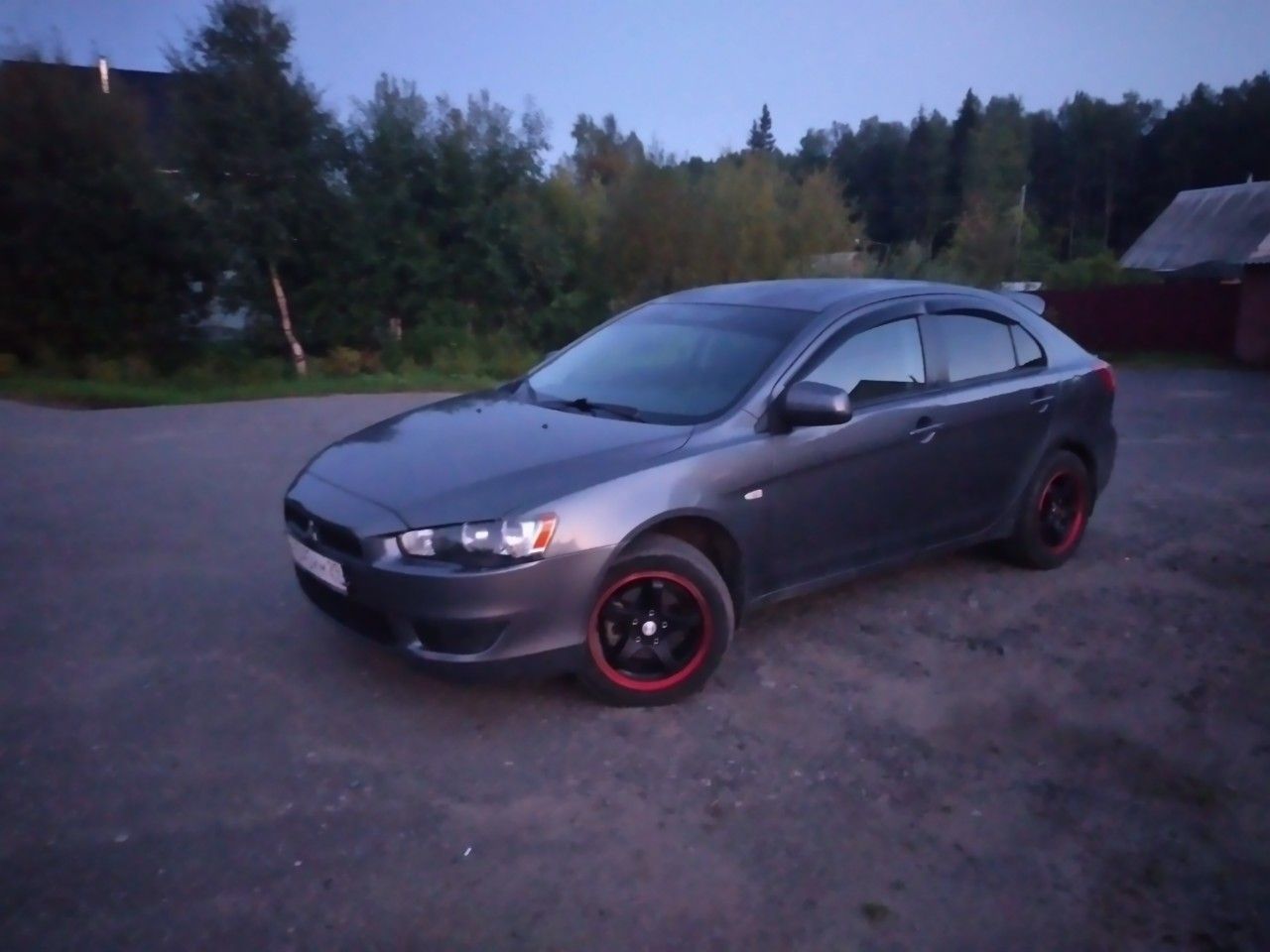 Mitsubishi Lancer: фото владельца