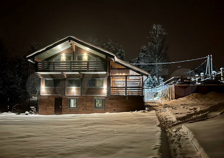 Коттедж 170 м² на участке 20 сот.