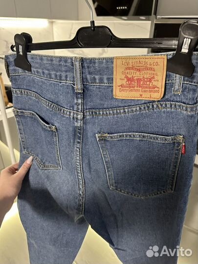 Джинсы levis pull and bear