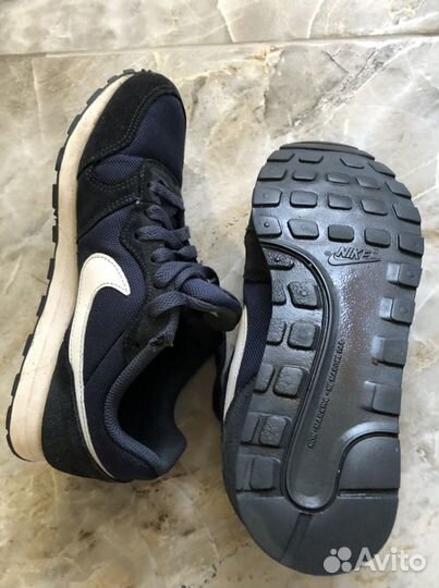 Кроссовки Nike