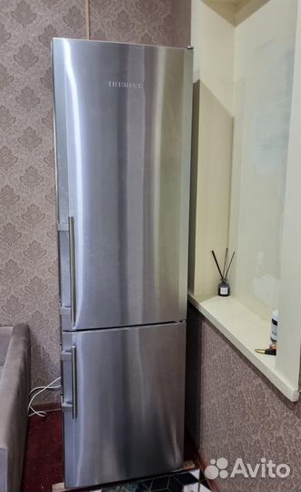 Холодильник liebherr