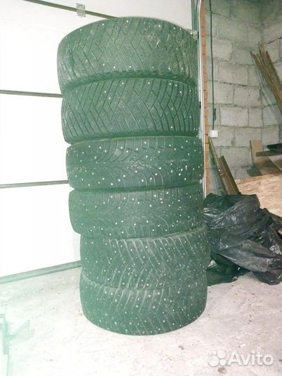 Pirelli Formula Ice 215/55 R17
