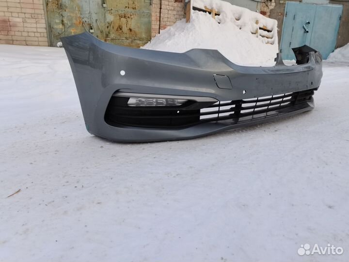 BMW 5 g30 бампер передний