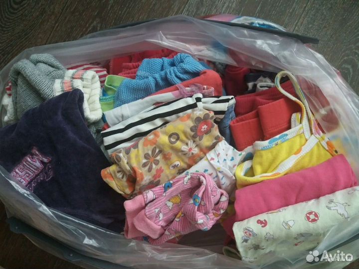 Вещи для новорождённого и детские