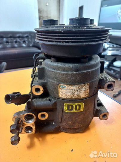 Компрессор кондиционера Kia Sorento