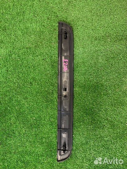 Накладка на порог салона Toyota Corolla Fielder