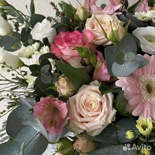 Композиция в шляпной коробке «Симфония весны»