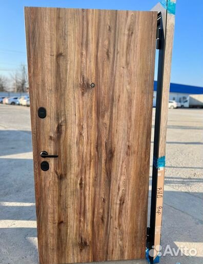 Дверь входная