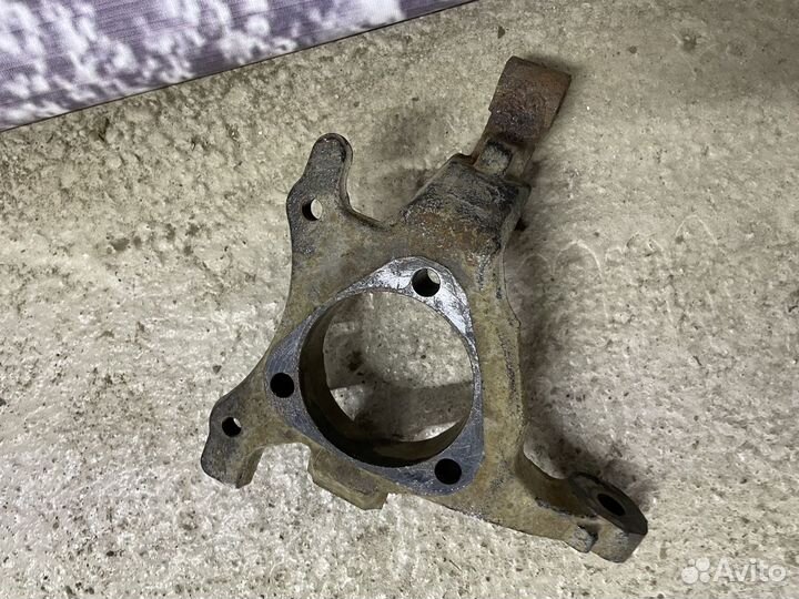 Кулак поворотный передний левый Астра G H