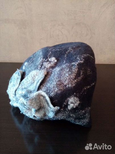 Продам дизайнерский берет ручной работы
