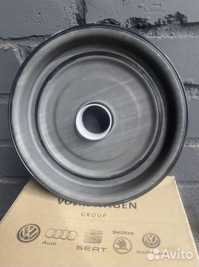 Сальник крышка DSG6 DQ250 Audi: TTS