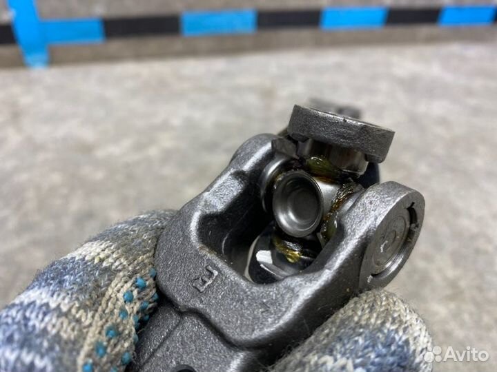 Рулевой карданчик Toyota Corolla E140 1.6 1zrfe