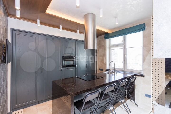 2-к. квартира, 62 м², 9/17 эт.