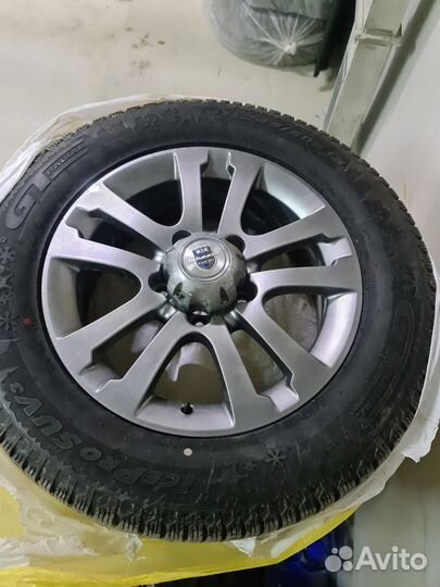 Зимняя резина на дисках радиус 18