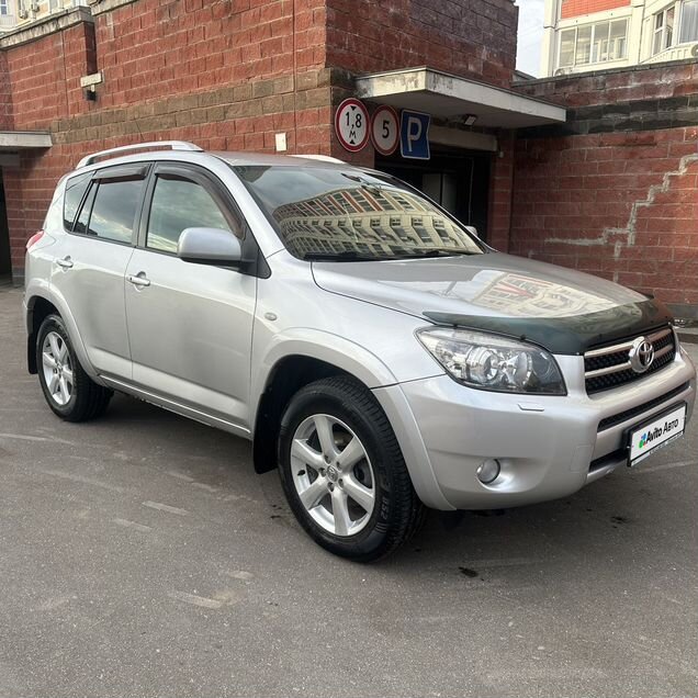 Toyota RAV4 2.4 AT, 2008, 281 504 км