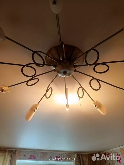 Люстра потолочная бу
