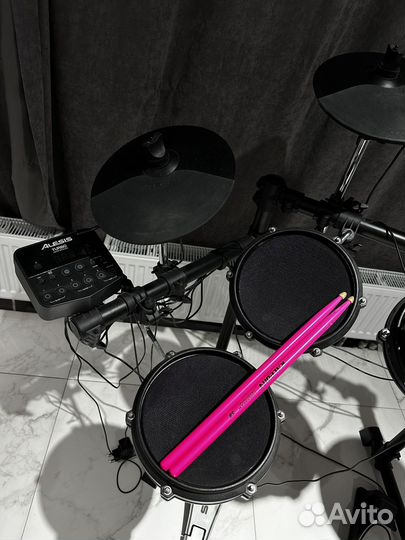 Электронные барабаны Alesis