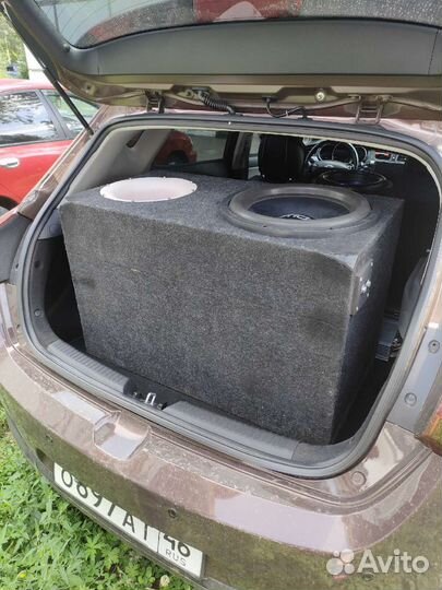 Комплект громкого автозвука