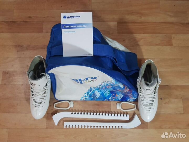 Коньки фигурные женские 38 размер