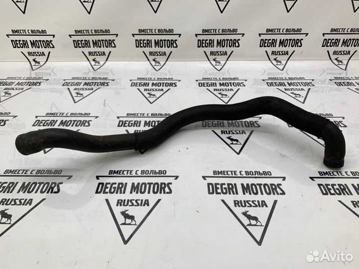 Патрубок радиатора двигателя нижний Volvo XC90 -14