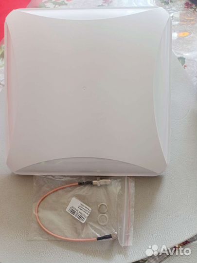 Панельная антенна направленная