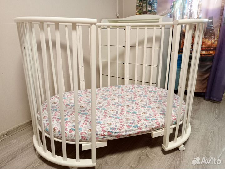 Детская кроватка трансформер круглая