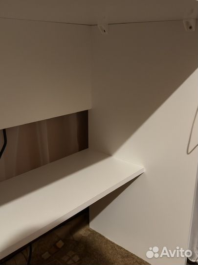 Письменный стол