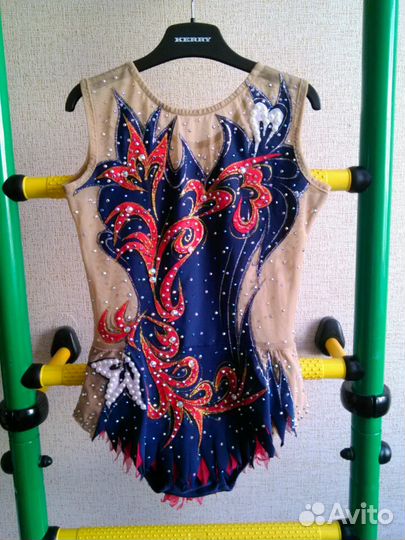 Гимнастический купальник для выступлений 146-158