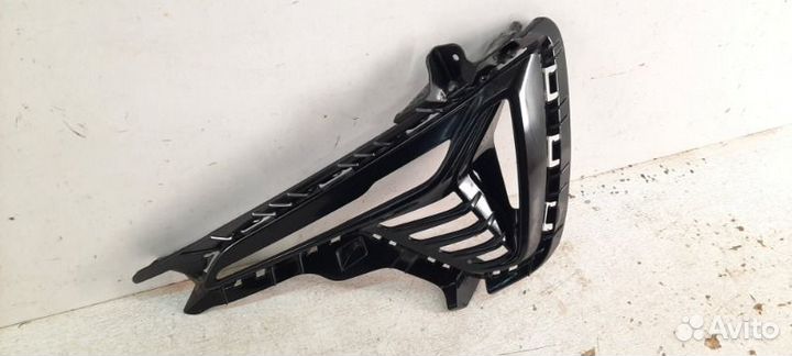 Окантовка птф передняя правая Hyundai Sonata 7 LF