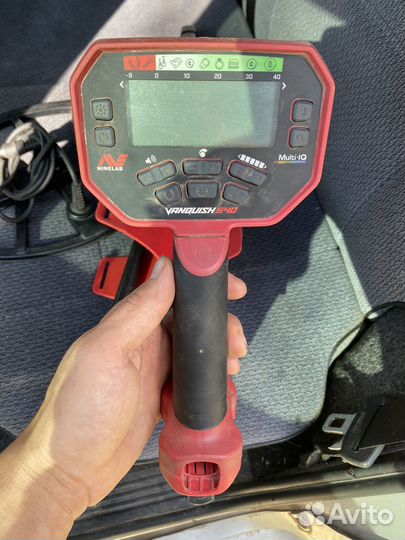 Металлоискатель Minelab vanquish 540